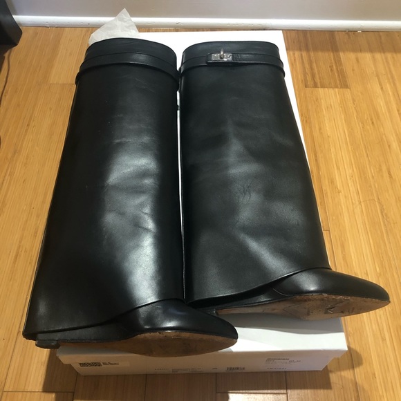 Givenchy Shark Lock Boots - Picture 5 of 7